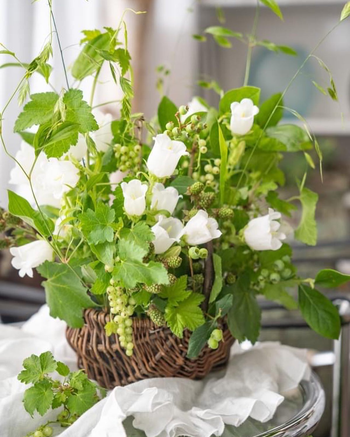 ベリーのバスケットのコンポジション